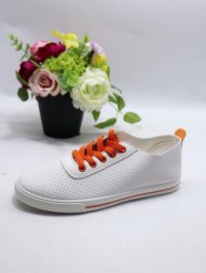 Trampki wiążane damskie(37-40/12P)