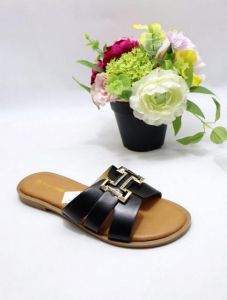 Klapki na płaskim (36-41/12P)