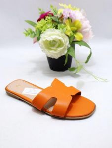 Klapki na płaskim (36-41/12P)