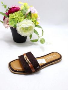 Klapki na płaskim (36-41/12P)