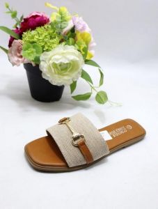 Klapki na płaskim (36-41/12P)