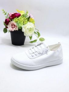 Trampki wiążane damskie(36-41/12P)