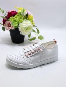 Trampki wiążane damskie(36-41/12P)